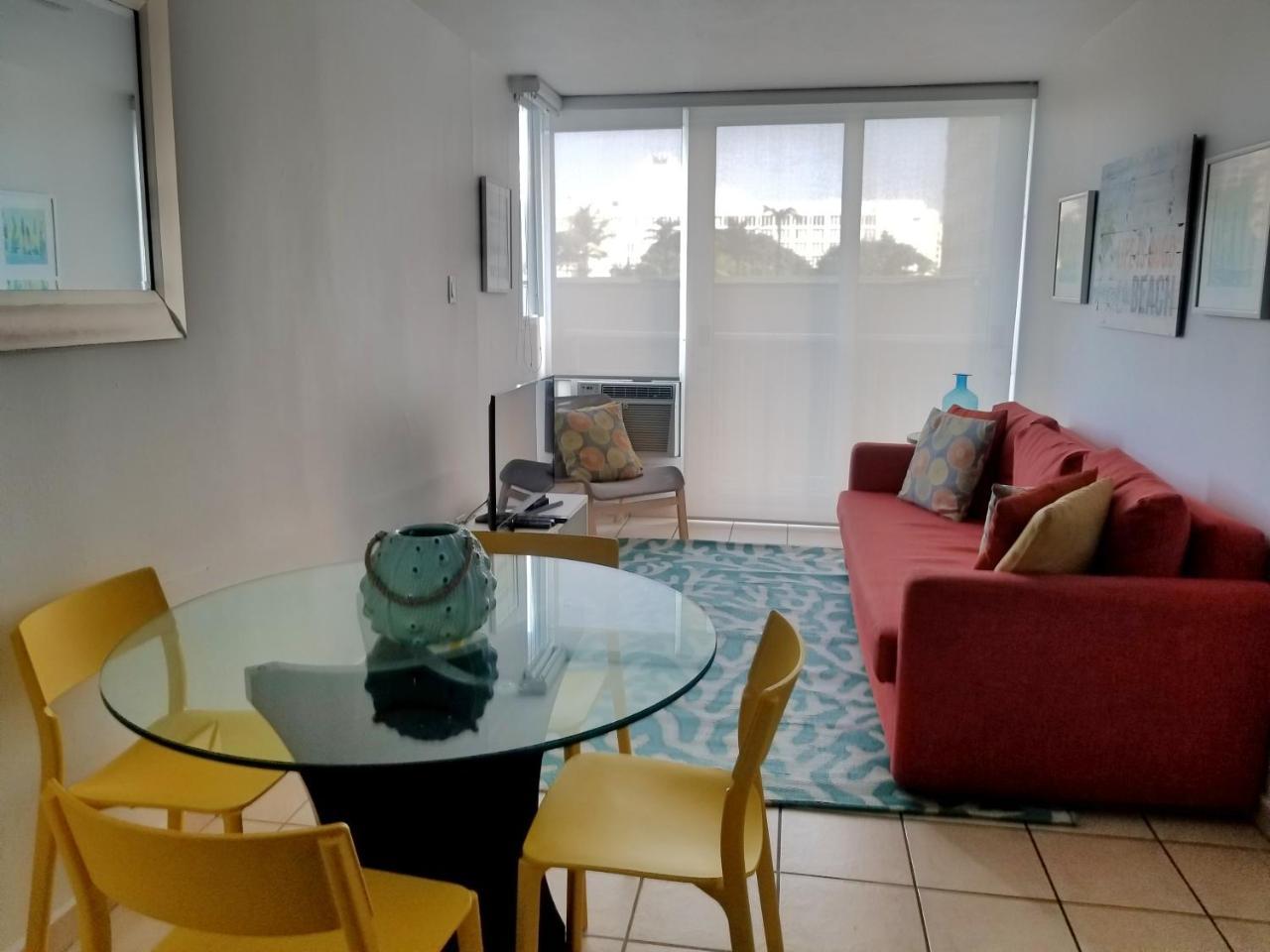 Beachfront Coral Beach Condo San Juan Exterior foto